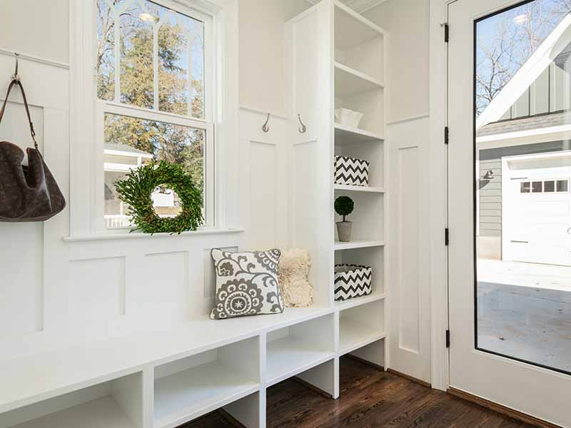Shelving unit in walkway
