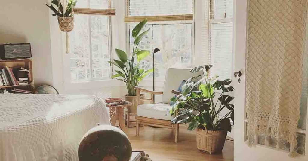 Apartment bedroom