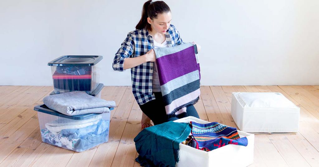 Folding clothes